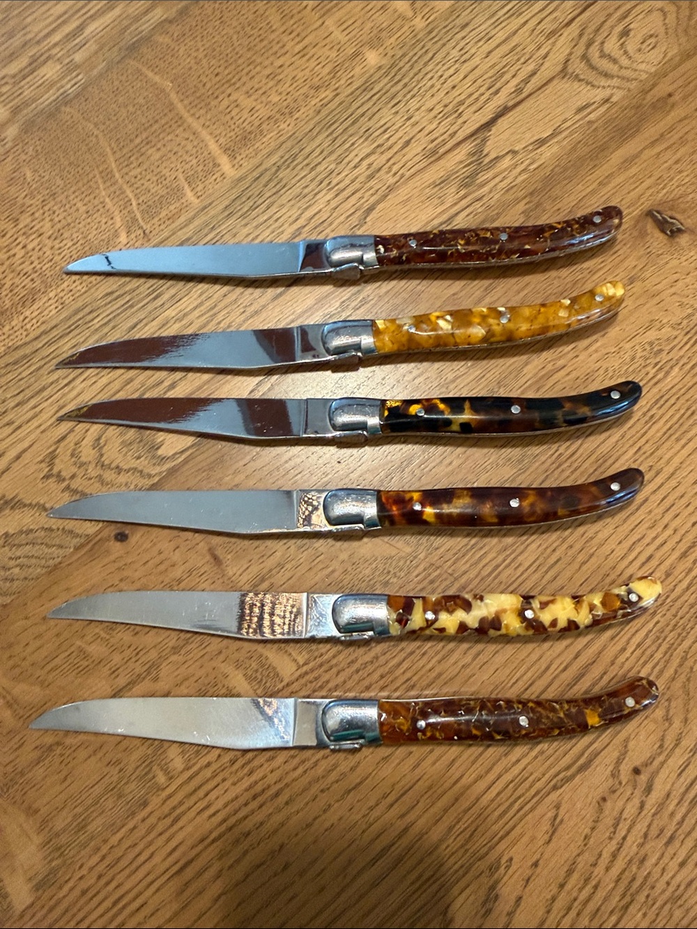 Williams-Sonoma Jean Dubost Tortoise Acrylic Steak Knives, Set of 6, New - Picture 3 of 4